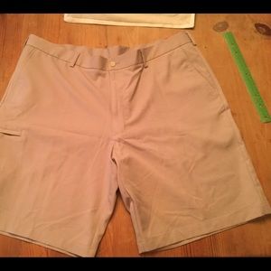 Men’s Khaki Shorts